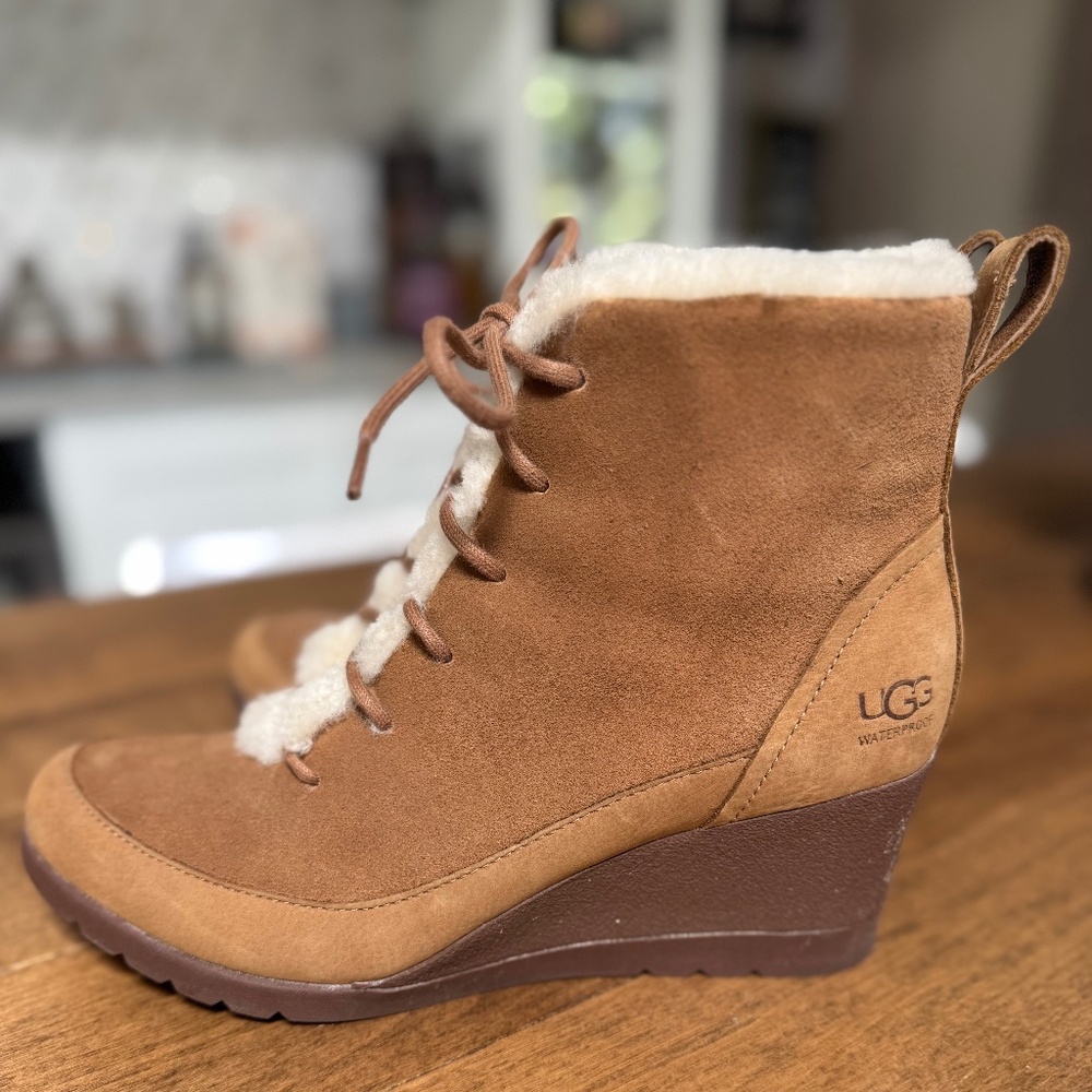 UGG Bridgit Chestnut Waterproof Wedge Ankle Boots Leather  1103822